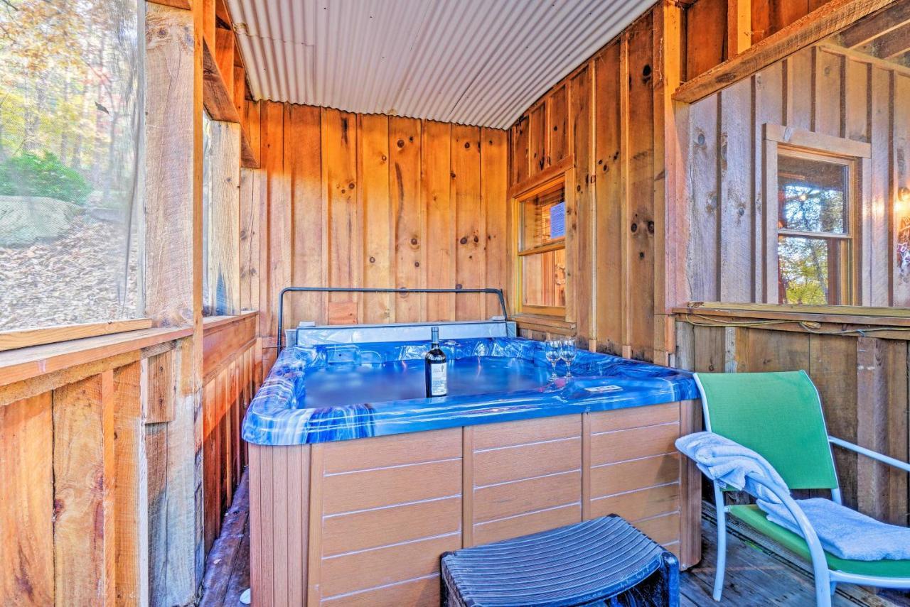 Grin N Bear It With Hot Tub And Fire Pit! Сasa de vacaciones