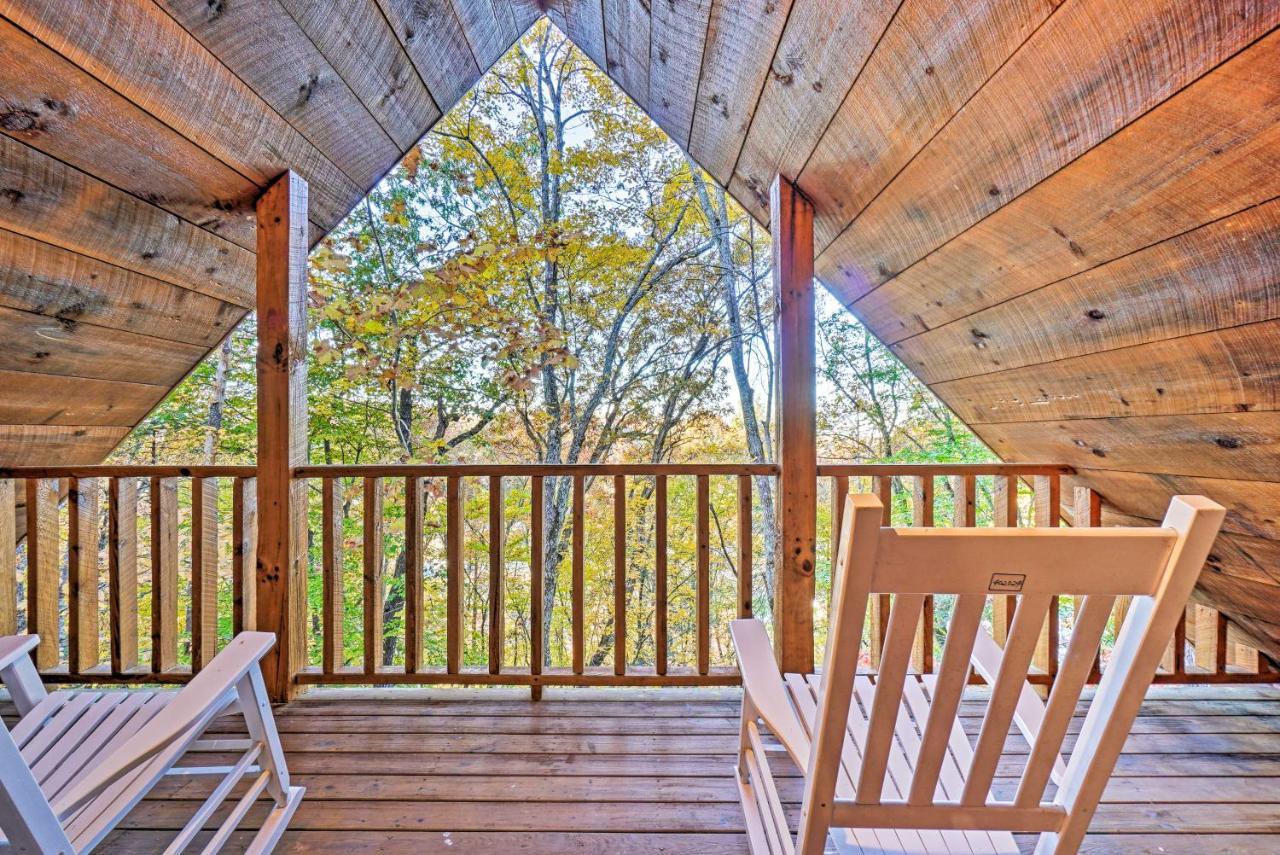 Grin N Bear It With Hot Tub And Fire Pit! * Pigeon Forge